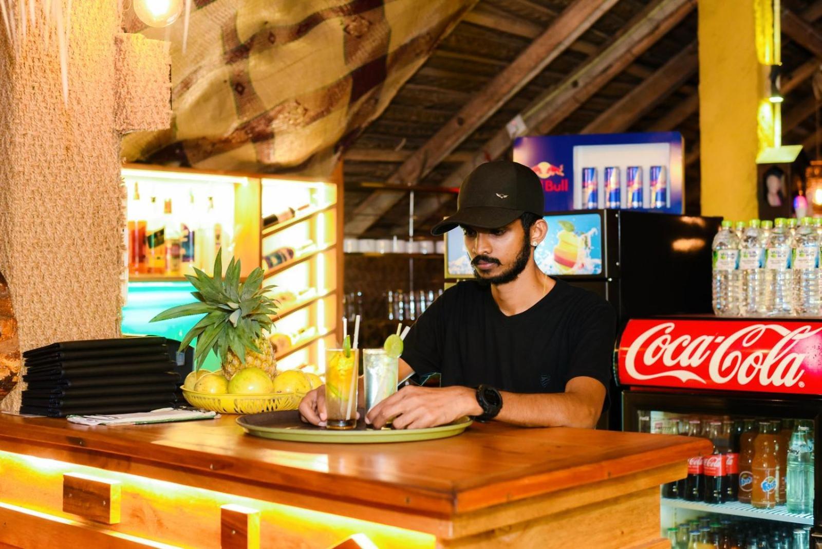 מלון אונה ואטונה Coconut Style Restaurant & Milinda Guest מראה חיצוני תמונה